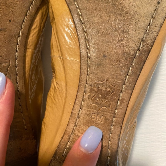Nude leather Tory Burch flats - Picture 6 of 7